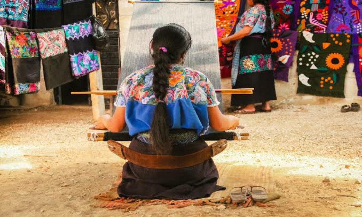 Impulsan con caravana la protección de las artesanías indígenas del plagio trasnacional