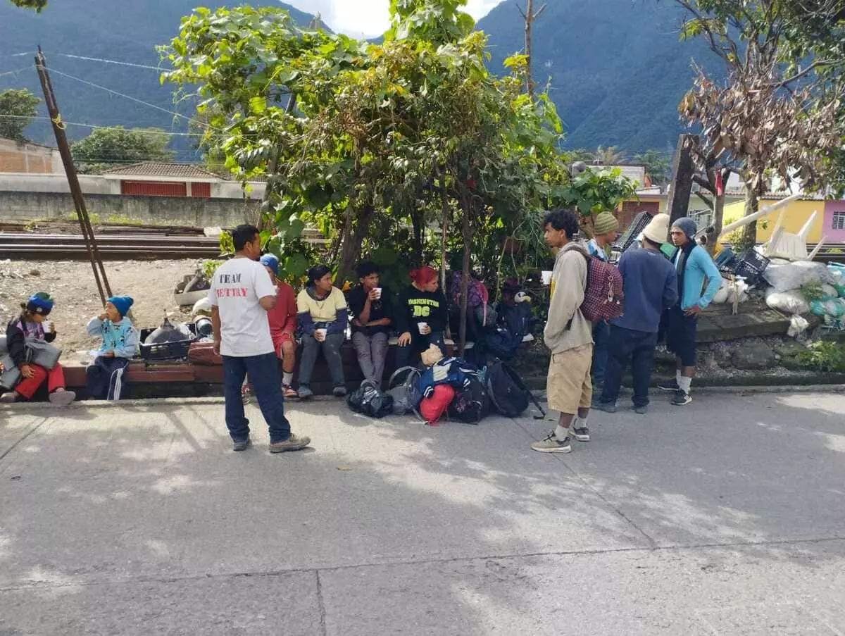 Pasa por Veracruz mini caravana de migrantes centroamericanos La